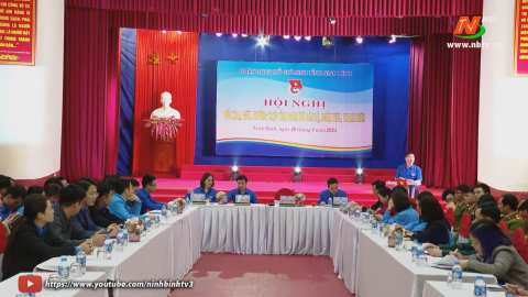 T&igrave;nh đo&agrave;n đối thoại với c&aacute;n bộ đo&agrave;n vi&ecirc;n, thanh ni&ecirc;n