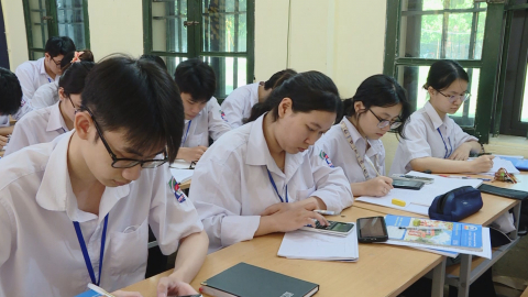 Đa dạng h&oacute;a c&aacute;c h&igrave;nh thức &ocirc;n thi tốt nghiệp THPT