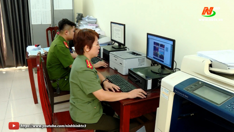 Đấu tranh quyết liệt với c&aacute;c quan điểm sai tr&aacute;i, th&ugrave; địch 