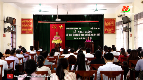Kim Sơn khai giảng lớp trung cấp l&yacute; luận ch&iacute;nh trị