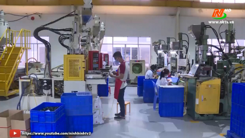 75% Doanh nghiệp v&agrave; người lao động l&agrave;m việc trở lại