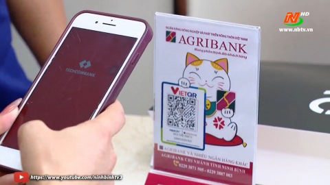 Gia tăng sử dụng m&atilde; QR trong thanh to&aacute;n kh&ocirc;ng d&ugrave;ng tiền mặt
