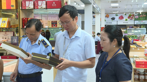 Tăng cường kiểm tra an to&agrave;n thực phẩm dịp Tết Trung thu