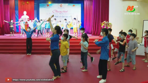Chương tr&igrave;nh gi&aacute;o dục trải nghiệm "Thủ lĩnh Cờ lau t&agrave;i tr&iacute;"