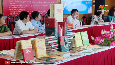 Ph&aacute;t động cuộc thi giới thiệu s&aacute;ch về Chủ tịch Hồ Ch&iacute; Minh