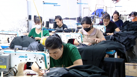 Tạo việc l&agrave;m, n&acirc;ng cao thu nhập cho hội vi&ecirc;n phụ nữ