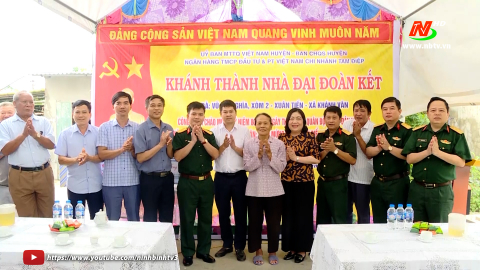 Kh&aacute;nh th&agrave;nh v&agrave; b&agrave;n giao nh&agrave; Đại đo&agrave;n kết cho gia đ&igrave;nh b&agrave; Vũ Thị Nghĩa, x&atilde; Kh&aacute;nh V&acirc;n