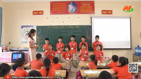 Trường Tiểu học Đồng Văn - l&aacute; cờ đầu trong phong tr&agrave;o thi đua dạy tốt, học tốt