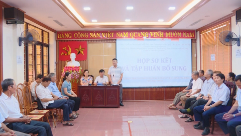Tập huấn về quản l&yacute; c&acirc;u lạc bộ li&ecirc;n thế hệ tự gi&uacute;p nhau