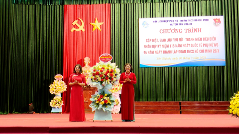 Y&ecirc;n Kh&aacute;nh gặp mặt, giao lưu phụ nữ, thanh ni&ecirc;n ti&ecirc;u biểu
