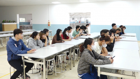 Nhu cầu tuyển dụng lao động trong doanh nghiệp