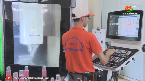 Y&ecirc;u cầu cho trường nghề dạy chương tr&igrave;nh gi&aacute;o dục thường xuy&ecirc;n
