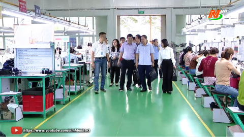 Ban Ph&aacute;p chế HĐND tỉnh khảo s&aacute;t việc thực hiện c&aacute;c quy định của Luật An to&agrave;n vệ sinh lao động