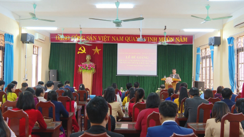 Y&ecirc;n Kh&aacute;nh quan t&acirc;m bồi dưỡng l&yacute; luận ch&iacute;nh trị cho c&aacute;n bộ, Đảng vi&ecirc;n
