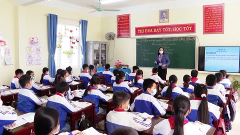 Đẩy mạnh ứng dụng c&ocirc;ng nghệ th&ocirc;ng tin v&agrave;o giảng dạy