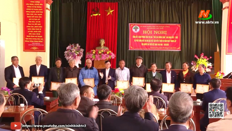 Kh&aacute;nh C&ocirc;ng t&ocirc;̉ng k&ecirc;́t 5 năm phong trào thi đua &ldquo;Tu&ocirc;̉i cao - gương sáng&rdquo;