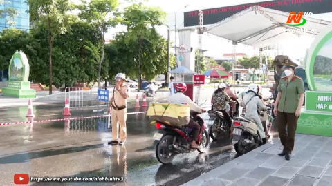 Ph&aacute;t huy vai tr&ograve; của phụ nữ C&ocirc;ng an Ninh B&igrave;nh