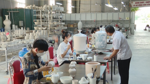 Tạo điều kiện để kinh tế tập thể ph&aacute;t triển bền vững