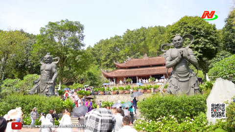 Du lịch Ninh B&igrave;nh tăng trưởng ấn tượng