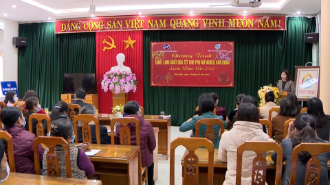 Chung tay chăm lo Tết cho phụ nữ ngh&egrave;o, ho&agrave;n cảnh kh&oacute; khăn