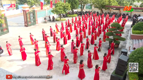Thi đua ch&agrave;o mừng th&agrave;nh c&ocirc;ng Đại hội đại biểu Đảng bộ tỉnh 