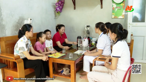 Ph&aacute;t huy vai tr&ograve; của phụ nữ trong c&ocirc;ng t&aacute;c d&acirc;n số