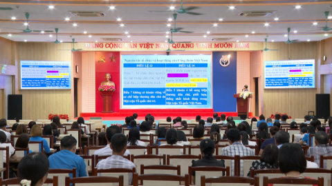 Tập huấn Điều lệ C&ocirc;ng đo&agrave;n Việt Nam kh&oacute;a XIV