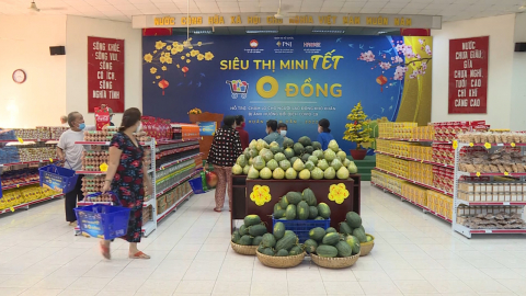 Sắm tết với si&ecirc;u thị 0 đồng