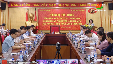 Bồi dưỡng kiến thức về x&acirc;y dựng Đảng cho những người l&agrave;m b&aacute;o