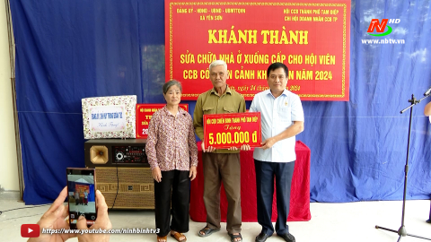 B&agrave;n giao nh&agrave; cho Cựu chiến binh c&oacute; ho&agrave;n cảnh kh&oacute; khăn tại x&atilde; Y&ecirc;n Sơn 