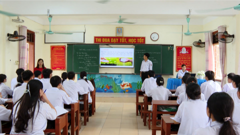 Tăng cường đầu tư cơ sở vật chất, ứng dụng CNTT trong trường học