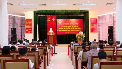 N&acirc;ng cao kiến thức chuyển đổi số cho doanh nghiệp