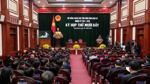 Khai mạc kỳ họp thứ 17, HĐND tỉnh kh&oacute;a XV