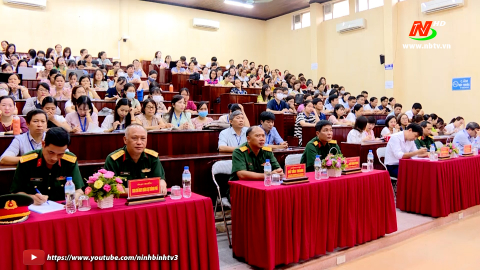 Trường Đại học Hoa Lư bồi dưỡng kiến thức Quốc ph&ograve;ng v&agrave; an ninh cho đối tượng 4