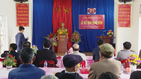 Kim Sơn ch&uacute; trọng kết nạp Đảng trong thanh ni&ecirc;n nhập ngũ