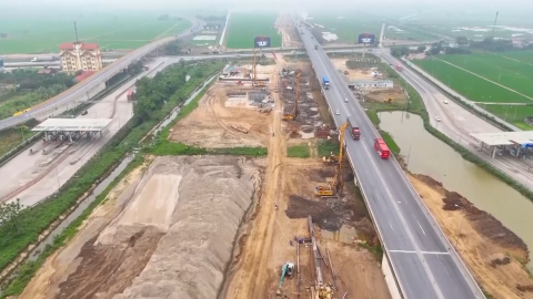 Giao th&ocirc;ng mở lối - Kinh tế đi l&ecirc;n