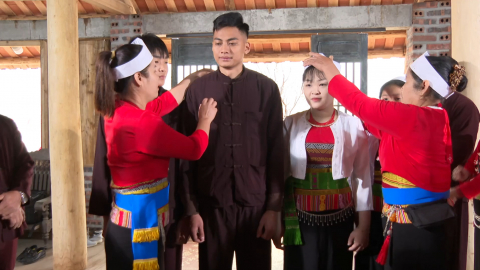 Phục dựng đ&aacute;m cưới truyền thống của người Mường tại Y&ecirc;n Sơn