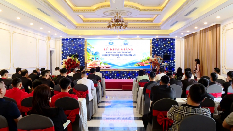 Khai giảng kh&oacute;a học sơ cấp nghề nghiệp vụ chế biến m&oacute;n ăn