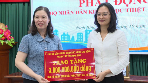 Ph&aacute;t động ủng hộ nh&acirc;n d&acirc;n khắc phục thiệt hại do b&atilde;o g&acirc;y ra