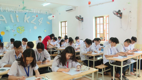Dồn sức &ocirc;n tập cho kỳ thi tốt nghiệp THPT năm 2022