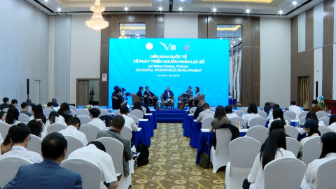 Ph&aacute;t triển nguồn nh&acirc;n lực số - Nền tảng cho tương lai