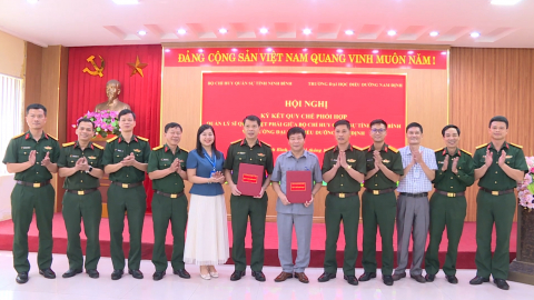 K&yacute; kết quy chế phối hợp quản l&yacute; sĩ quan biệt ph&aacute;i