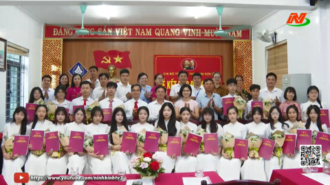C&ocirc;ng t&aacute;c ph&aacute;t triển đảng trong học sinh, sinh vi&ecirc;n