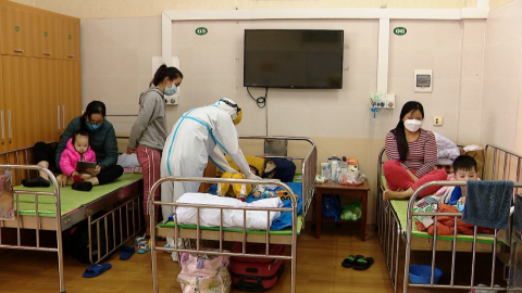 Kh&ocirc;ng chủ quan khi trẻ mắc Covid-19