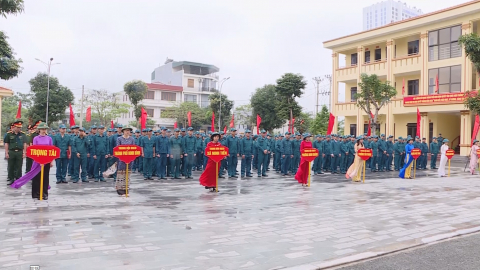 Th&agrave;nh phố Ninh B&igrave;nh khai mạc hội thao trung đội d&acirc;n qu&acirc;n cơ động năm 2023