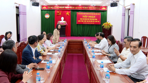 Tiếp nhận ủng hộ nh&acirc;n d&acirc;n tỉnh Ninh B&igrave;nh khắc phục thiệt hại do b&atilde;o số 10 g&acirc;y ra