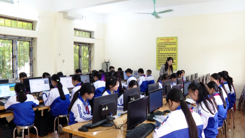 Đổi mới, s&aacute;ng tạo, n&acirc;ng cao chất lượng gi&aacute;o dục to&agrave;n diện