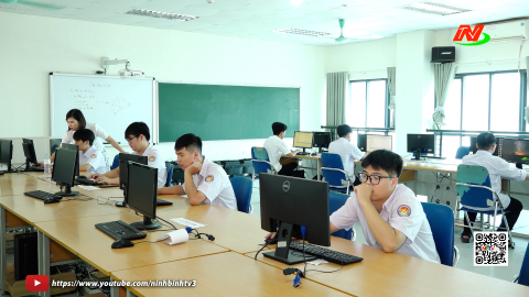 T&ocirc;n vinh t&agrave;i năng trong lĩnh vực gi&aacute;o dục v&agrave; đ&agrave;o tạo