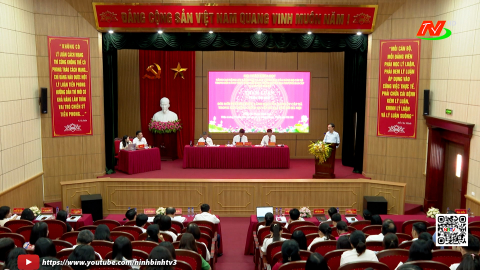 N&acirc;ng cao năng lực l&atilde;nh đạo của đảng bộ cấp x&atilde; trong giai đoạn mới