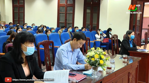 LĐLĐ Th&agrave;nh phố Ninh B&igrave;nh triển khai Nghị quyết 02 của Bộ Ch&iacute;nh trị